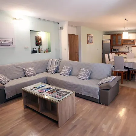 Intermezzo Apartamento *